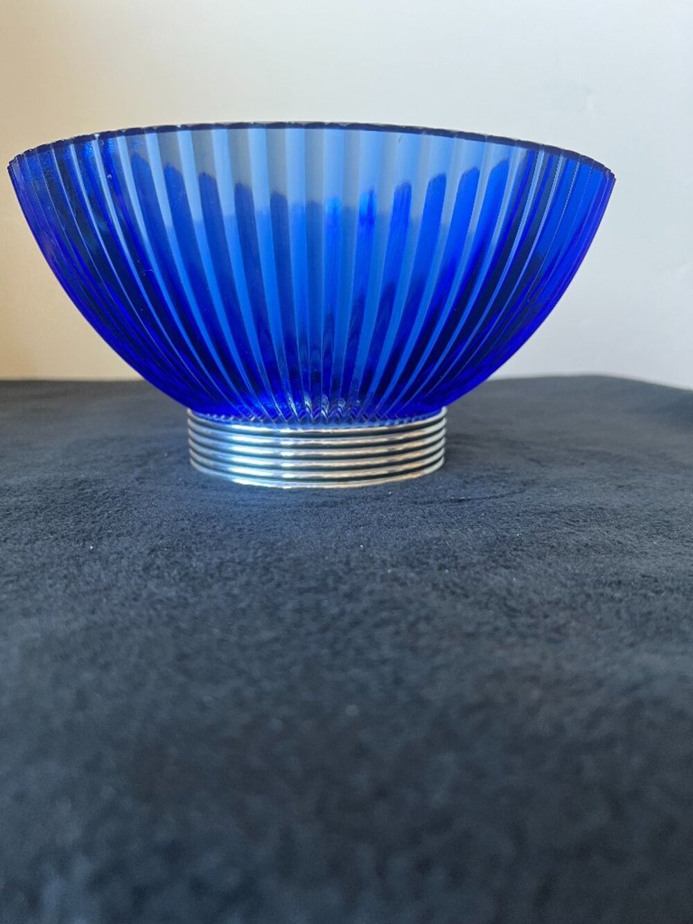 Vintage Mid-Century Modern  Art Deco Colbolt Blue Bowl
